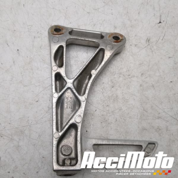 Pièce Moto Platine repose-pied arrière (droit) HONDA CB650F