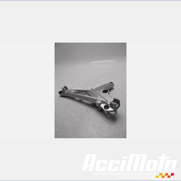 Part Motor bike Platine repose-pieds (droit) HONDA CB125F
