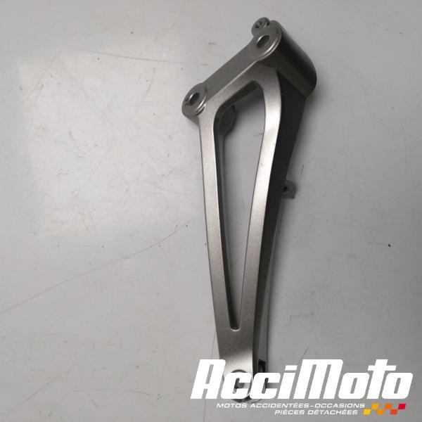 Pièce Moto Platine repose-pied arrière (droit) YAMAHA R1 YZF1000