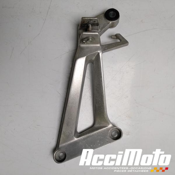 Part Motor bike Platine repose-pied arrière (droit) HONDA CBR125