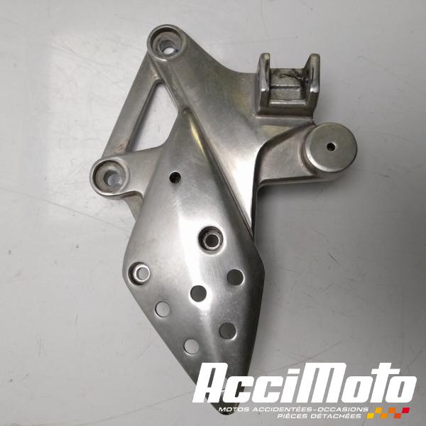 Part Motor bike Platine repose-pied avant (droit) HONDA CBR125