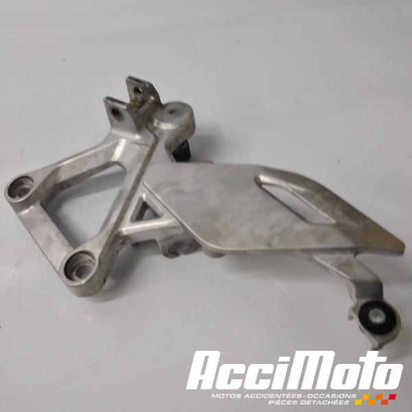 Part Motor bike Platine repose-pied avant (droit) HONDA CBR125