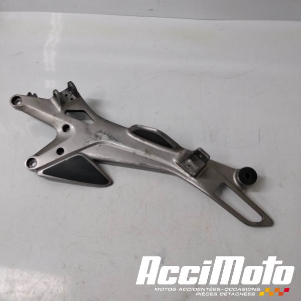 Part Motor bike Platine repose-pieds (droit) HONDA CBF1000