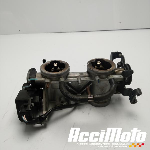 Part Motor bike Rampe d'injection (moteur) KAWASAKI Z 650