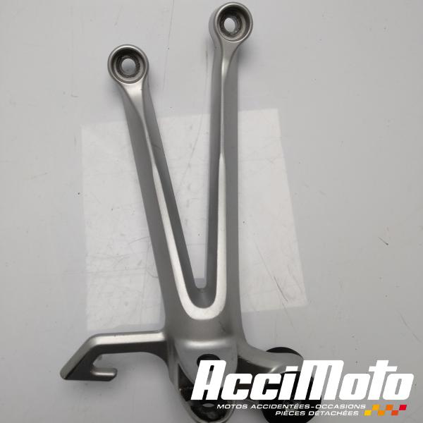 Pièce Moto Platine repose-pied arrière (droit) SUZUKI GSXR 1000