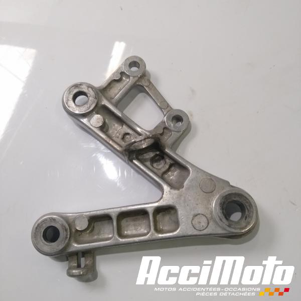 Pièce Moto Platine repose-pied avant (droit) HONDA CBR919