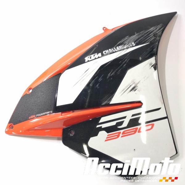 Pièce Moto Carénage supérieur (droit) KTM 390 RC