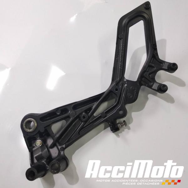 Pièce Moto Platine repose-pied avant (droit) KTM 390 RC