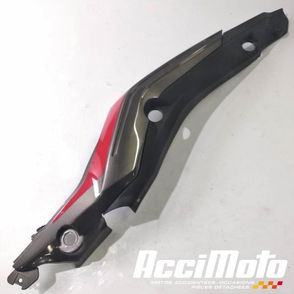 Part Motor bike Coque arrière (gauche) BENELLI TRK 502-48