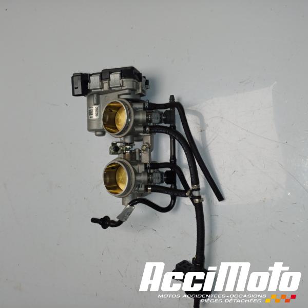 Part Motor bike Rampe d'injection (moteur) APRILIA RS 660