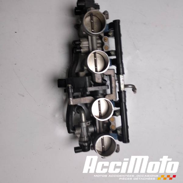 Part Motor bike Rampe d'injection (moteur) SUZUKI GSXF 650