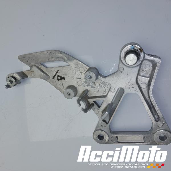 Pièce Moto Platine repose-pied avant (droit) HONDA CBR125