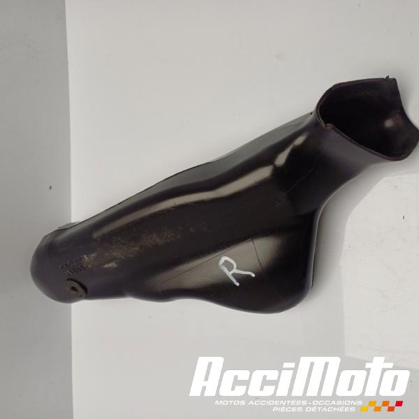 Pièce Moto Conduit d'air (droit) SUZUKI GSXR 1000