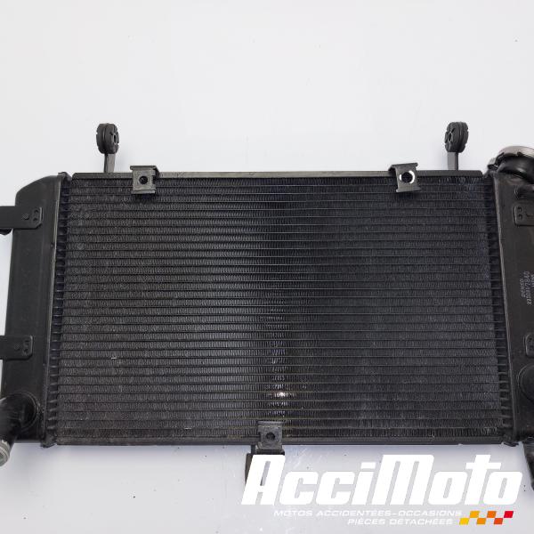 Pièce Moto Radiateur de refroidissement SUZUKI GSR 750