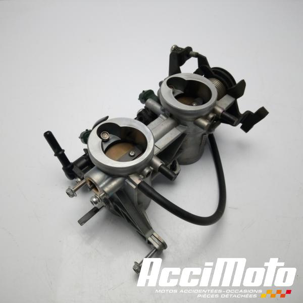 Pièce Moto Rampe d'injection (moteur) KAWASAKI ER6 N