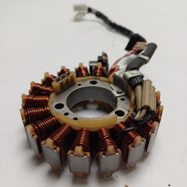 Part Motor bike Stator d'alternateur YAMAHA YZF-R 125