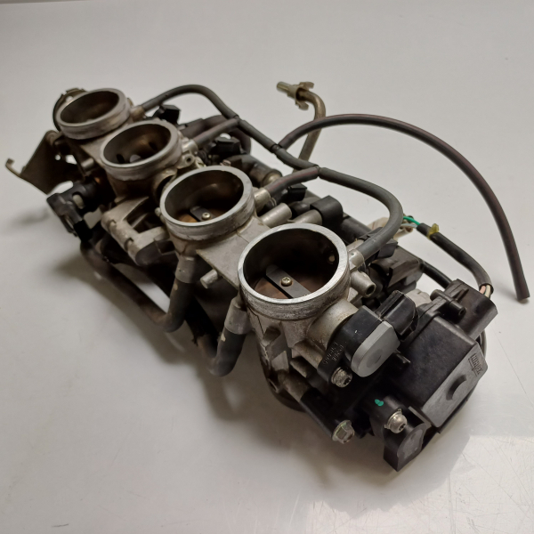 Pièce Moto Rampe d'injection (moteur) SUZUKI GSXR 1000