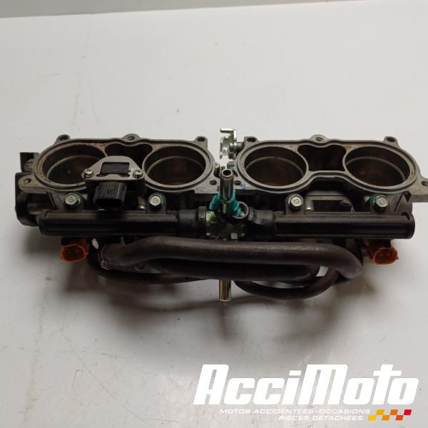 Part Motor bike Rampe d'injection (moteur) HONDA CBR600RR