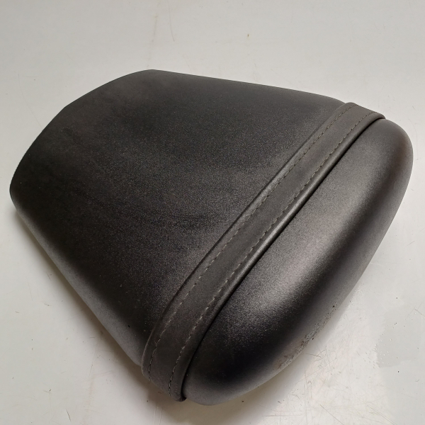 Pièce Moto Selle passager YAMAHA R6 YZF600