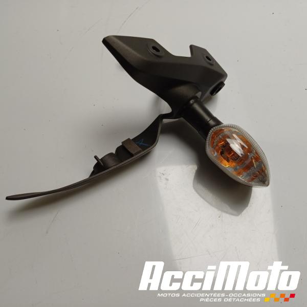 Pièce Moto Clignotant avant (gauche) YAMAHA MT-07