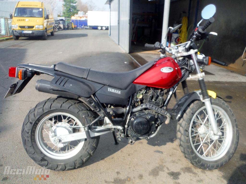 moto yamaha 125 tw