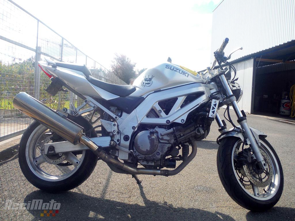 Moto accidentée SUZUKI SV 650 N GRIS