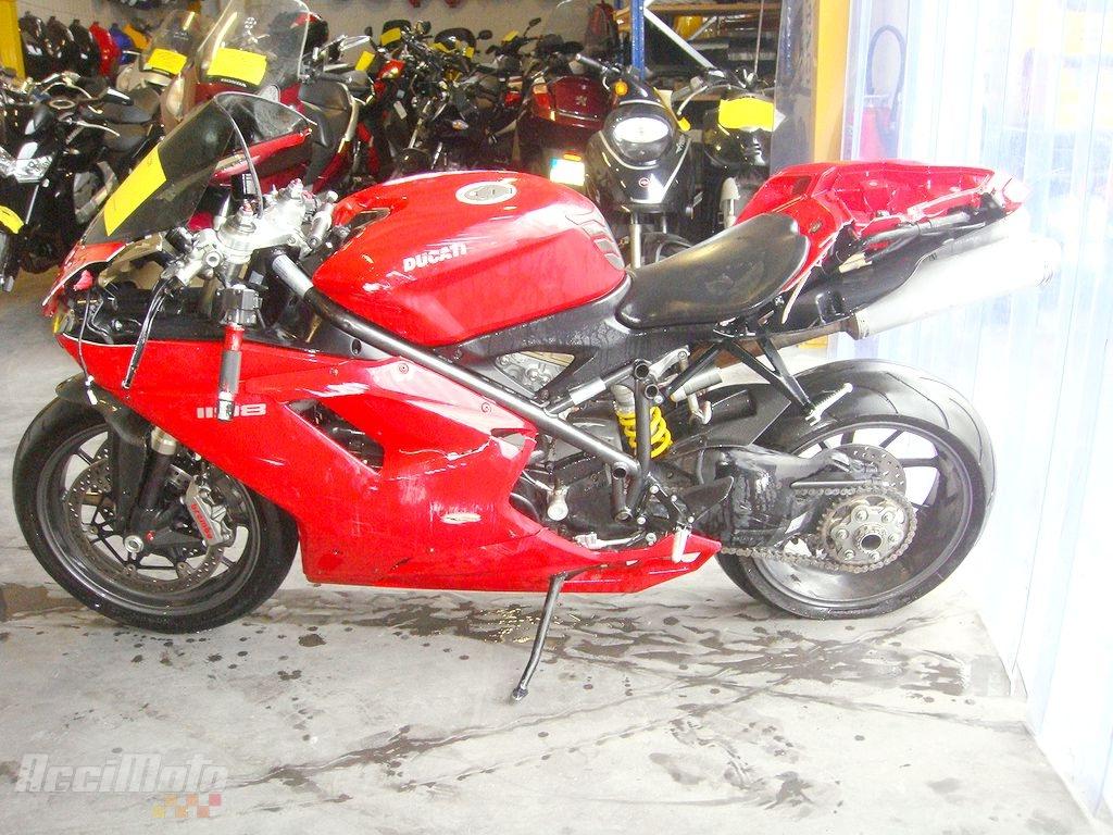 Moto accidentée DUCATI 1198 ROUGE