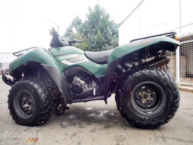 Kawasaki Quad Kvf 650 Motor Bike Havarované Motocykle