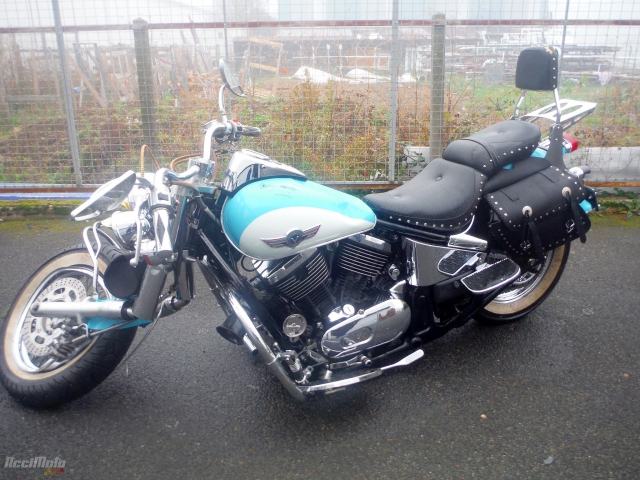 Banke Glatte hånd KAWASAKI VN 800 (Motor bike HAVAROVANÉ MOTOCYKLE )